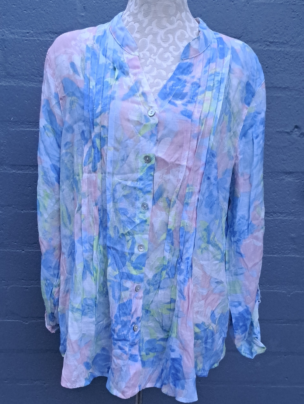 Ruby Rd. Pastel Blue & Pink Floral Button-Front Blouse